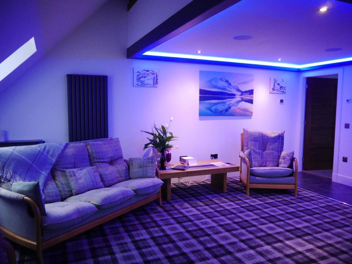 Rest At Last - Highland Apartment With Private Hot Tub Whitebridge  Eksteriør billede