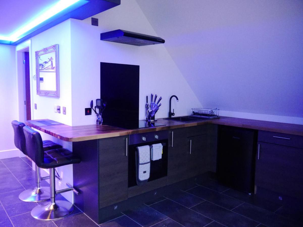 Rest At Last - Highland Apartment With Private Hot Tub Whitebridge  Eksteriør billede